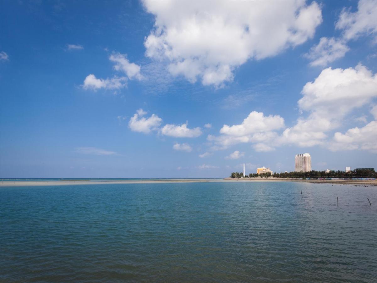 Kariyushi Condominium Resort Chatan Araha Sunset Exterior foto